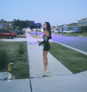 Devrim Özkan feet photo thumbnail