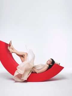 Devrim Özkan feet photo thumbnail