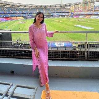 Dhanashree Verma feet photo 20
