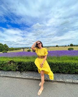 Dhanashree Verma feet photo 8