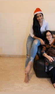 Dhanashree Verma feet photo 12