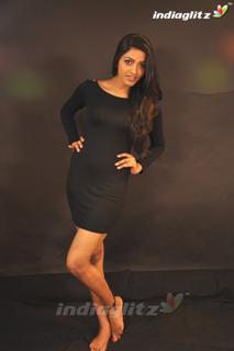 Dhansika feet photo 3