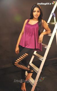 Dhansika feet photo 12