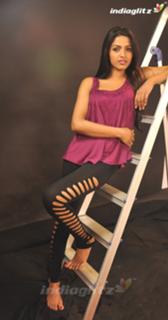 Dhansika feet photo 11
