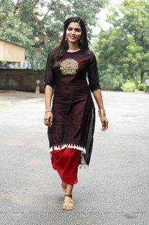 Dhansika feet photo 19