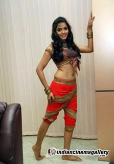 Dhansika feet photo 16