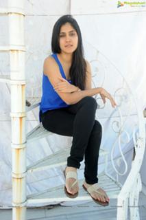 Dhanya Balakrishna feet photo 6