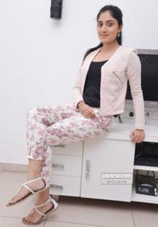 Dhanya Balakrishna feet photo 14