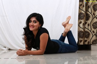 Dhanya Balakrishna feet photo 5