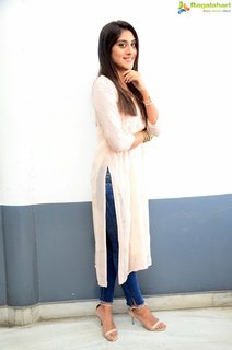 Dhanya Balakrishna feet photo 16