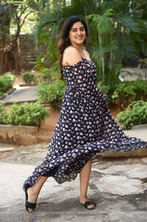 Dhanya Balakrishna feet photo 5