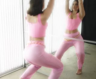 Dhurata Dora feet photo 17