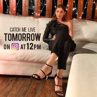 Dhvani Bhanushali feet photo 11