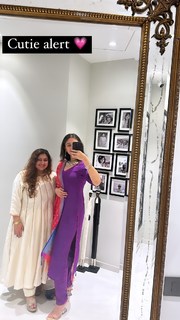 Dhvani Bhanushali feet photo 8