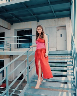 Dhvani Bhanushali feet photo 17