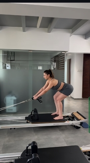 Dhvani Bhanushali feet photo 19
