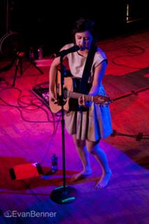 Dia Frampton feet photo 19