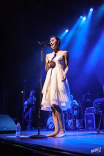Dia Frampton feet photo 11