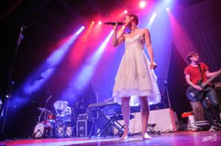 Dia Frampton feet photo 2