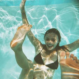 Dia Frampton feet photo 14