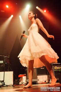 Dia Frampton feet photo 15