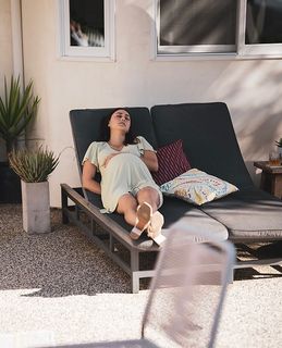 Dia Frampton feet photo 9