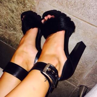Diala Makki feet photo 11