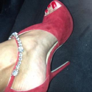 Diala Makki feet photo 4