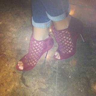 Diala Makki feet photo 19