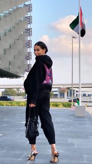 Diala Makki feet photo 2
