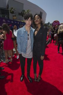 Diamond White feet photo 3