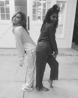 Diamond White feet photo 13