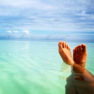 Diana Chaves feet photo 7