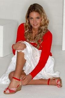 Diana Chaves feet photo 5
