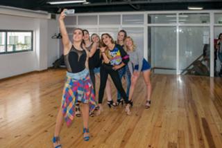 Diana Chaves feet photo 3