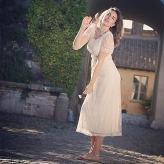 Diana Del Bufalo feet photo thumbnail