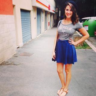 Diana Del Bufalo feet photo thumbnail