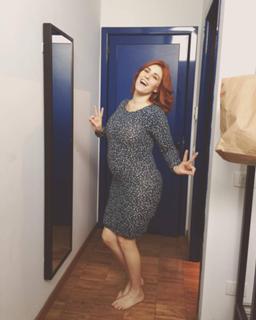 Diana Del Bufalo feet photo thumbnail