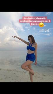 Diana Del Bufalo feet photo thumbnail