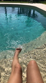 Diana Del Bufalo feet photo thumbnail