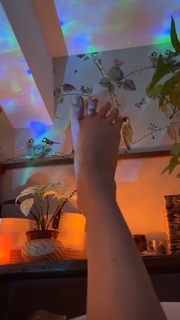 Diana Del Bufalo feet photo thumbnail