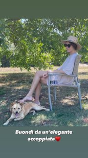 Diana Del Bufalo feet photo thumbnail