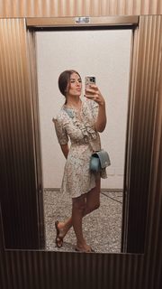 Diana Del Bufalo feet photo thumbnail