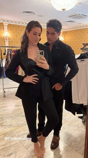 Diana Del Bufalo feet photo thumbnail