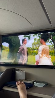 Diana Del Bufalo feet photo thumbnail