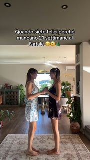 Diana Del Bufalo feet photo thumbnail