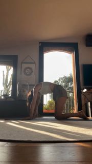 Diana Del Bufalo feet photo thumbnail