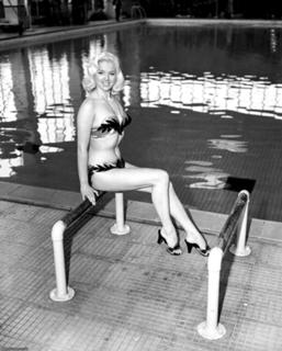 Diana Dors feet photo 1