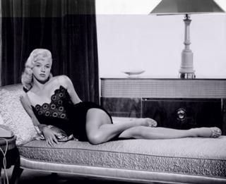 Diana Dors feet photo 20