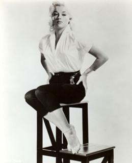 Diana Dors feet photo 6